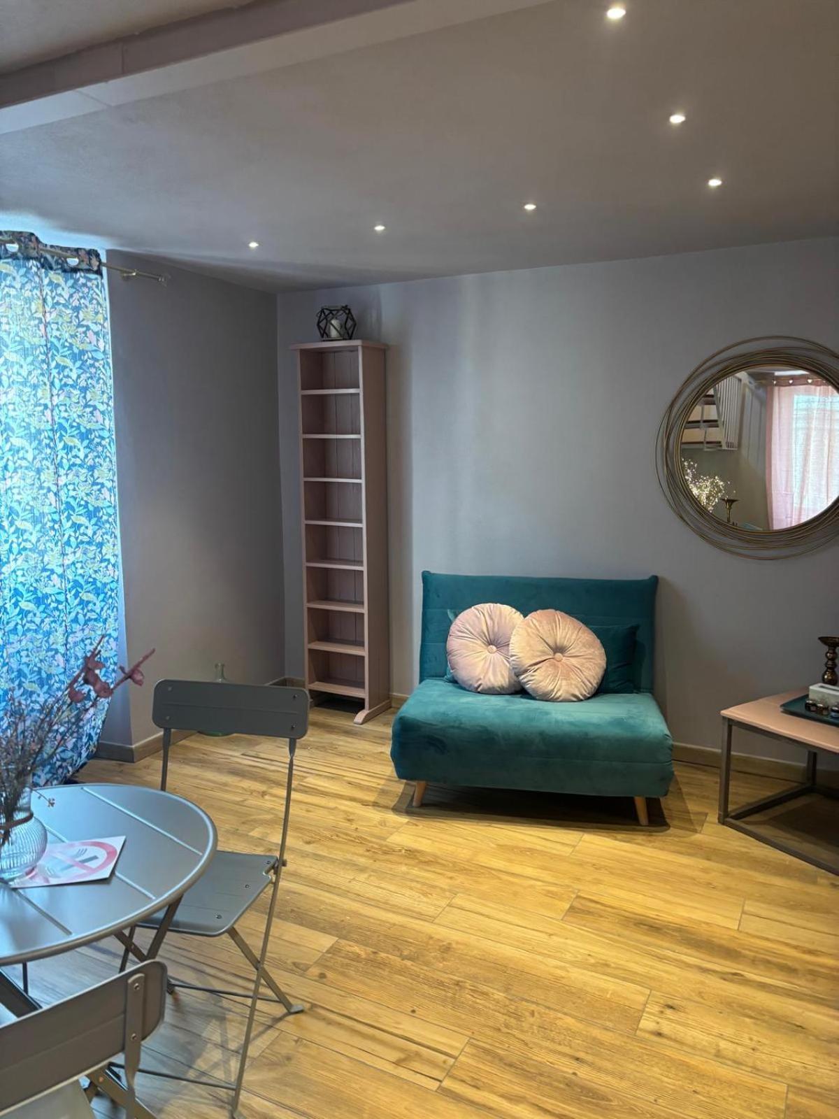 Apartmán Dantes Pieve di Teco Exteriér fotografie